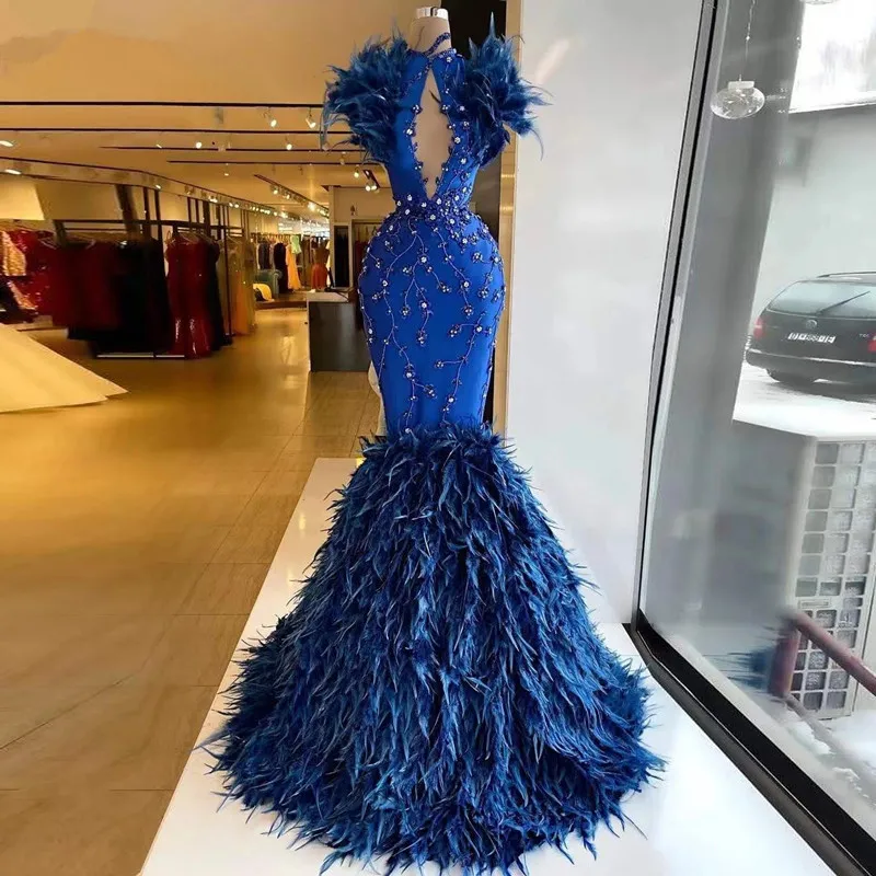 Więcej Feather Chic Mermaid Prom Dresses Bez rękawów Royal Blue Flower Dress Dress Custom Made Lace Aplikacje Celebrity Party Suknia