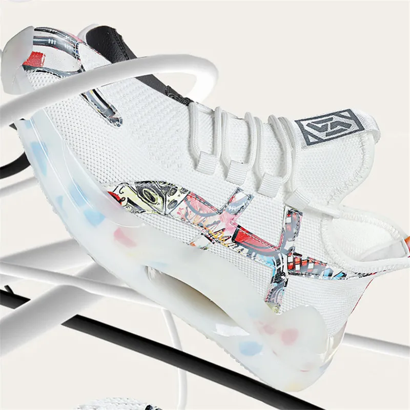 2021 Running Shoes Hollow Out Tjock-Solade Tennis Män Vit Svart Sommar Koreansk Fashion Casual Sko Stor Storlek Andas Sneakers Run-Shoe # A0012