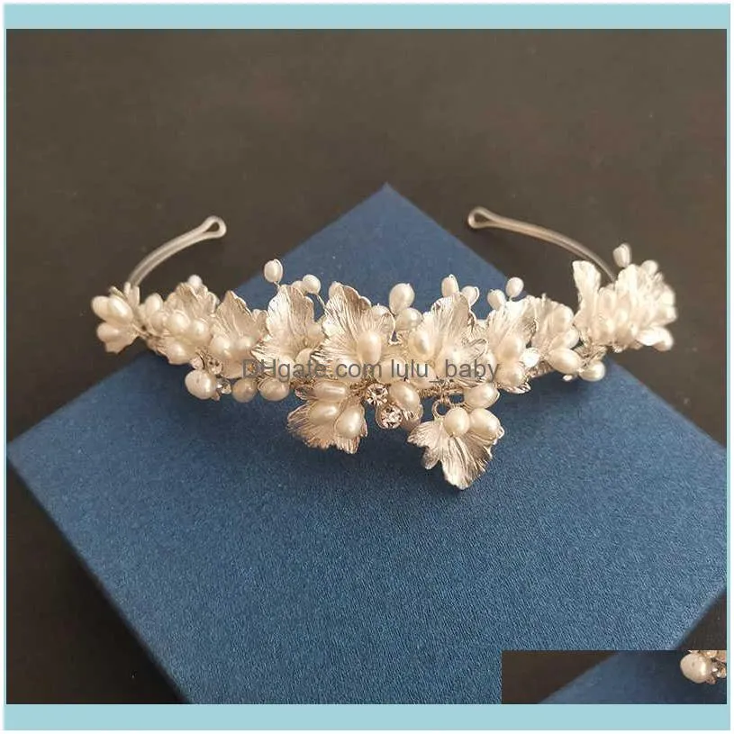 SLBRIDAL Handmade Luxury Alloy Leaf Crystal Rhinestones Freshwater Pearls Bridal Tiara Wedding Party Crown Women Hair Jewelry