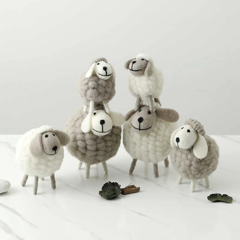 Christmas Tree Decorative Home Decoration Felt Sheep Miniature Decoration Xmas Figurines Holiday Party Supplies Accessories 210607