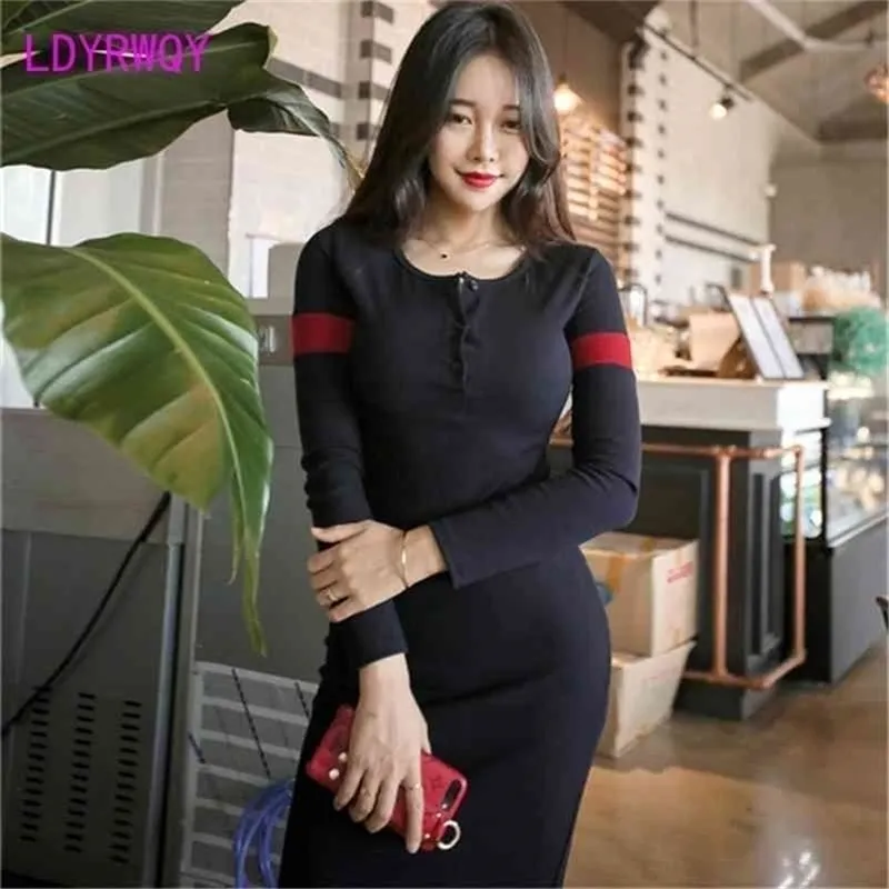 LDYRWQY spring and autumn products temperament round neck slim knit bag hip fashionable sexy dress 210416