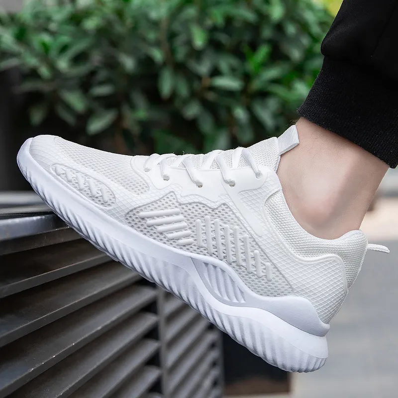 High Quality Mens Sport Running Shoes Designer Brand Sneakers For