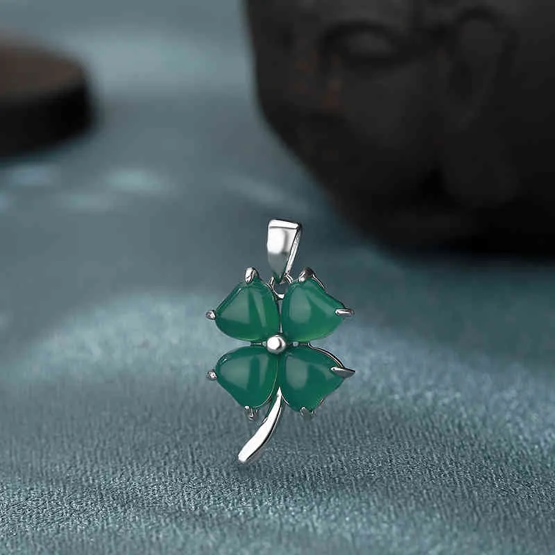 Şanslı Çim S925 Ayar Gümüş Kakma Kalp Şeklinde Yeşil Kalsedon Kolye, Kadın Azınlık Tasarım Kolye