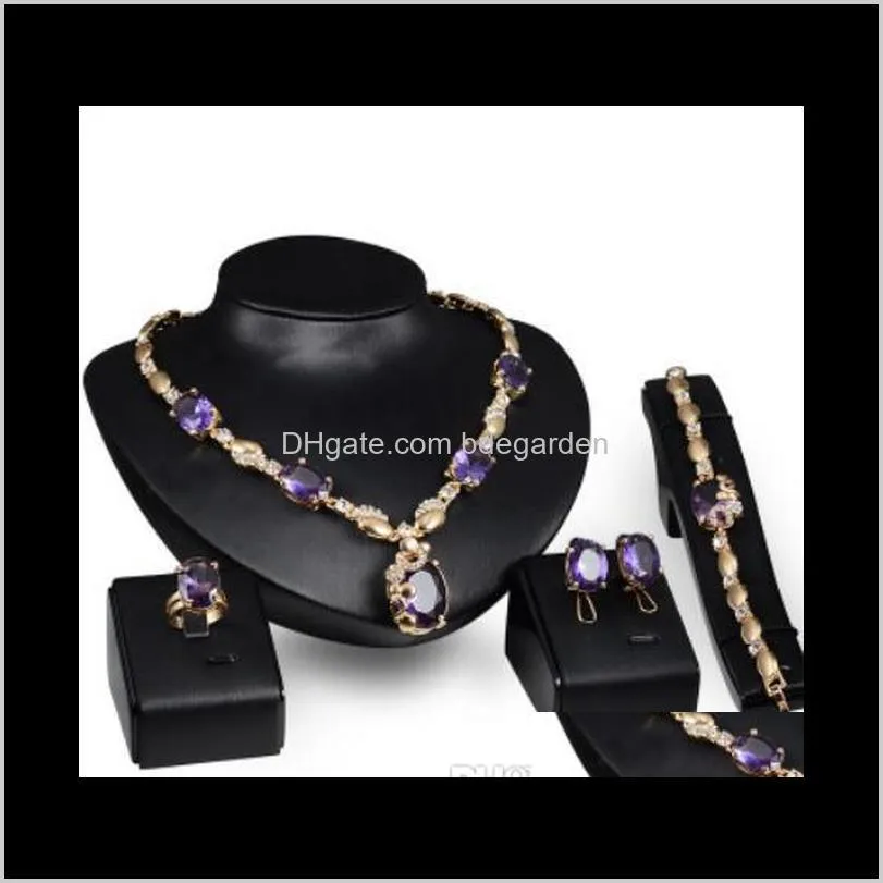 Zestawy Drop dostawa 2021 Zestaw biżuterii ślubnej Punk Purple Naszyjnik Bransoletki Kolczyki Pierścienie dla kobiet moda 9qazw