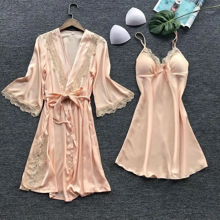 Vêtements de nuit pour femmes Robe de soie Ensembles Femmes Chemise de nuit Lingerie Robes Sous-vêtements Sexy Imprimer Satin Sommeil