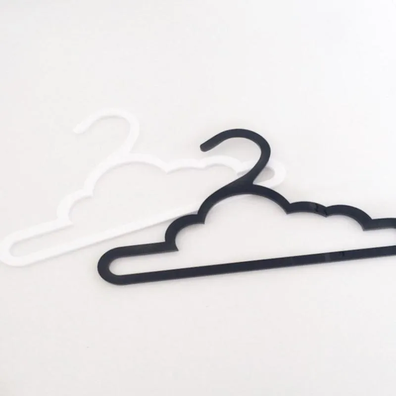 Hangers Racks Ins Nordic Creative Wooden Cloud Baby Coat Hängare Hem Barnrum