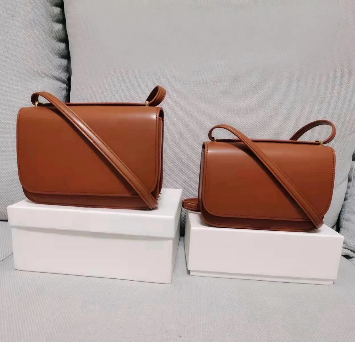 Luxury bag Dicky0750 Wholesale Designer handbags Fashion leather shoulder bags Crossbody presbyopic card holder Evening bagpurse wave lady purses