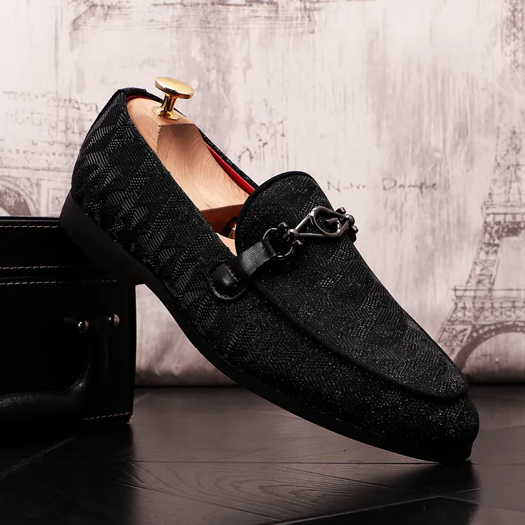 2023 Britain style man wedding dress shoes Buckle Groom latest fashion Business design Footwear