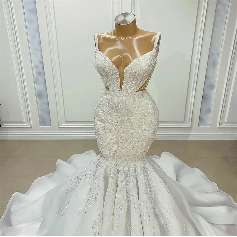 Luxurious Beaded Lace Mermaid satin Mermaid wedding dress with Spaghetti Straps, V-Neckline, and Sweep Train - Perfect for Brides ( robe de soire Luxurious Beaded Lace Mermaid satin Mermaid wedding dress with Spaghetti Straps, V-Neckline, and Sweep Train - Perfect for Brides ( robe de soire