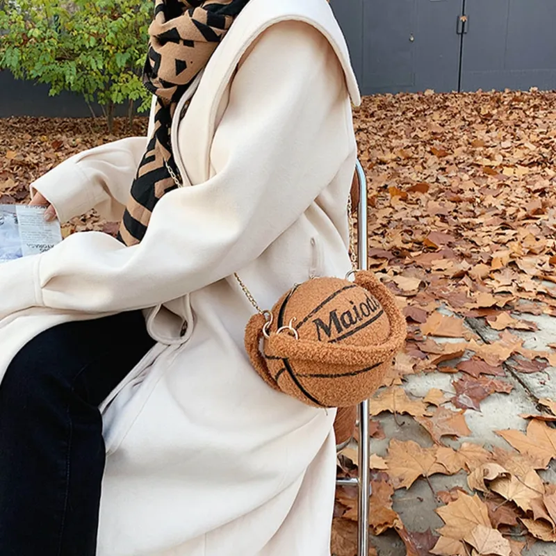 Sacs à main en cuir PU pour femmes, sac à bandoulière en forme de basket-ball, fourre-tout en peluche