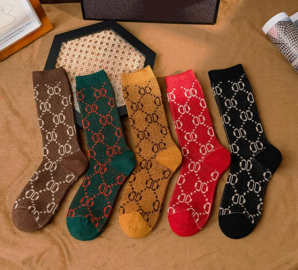 Mens Socks Womens luxury cotton Sock classic Designer letter Stocking comfortable 5 pairs together high quality Popular trend