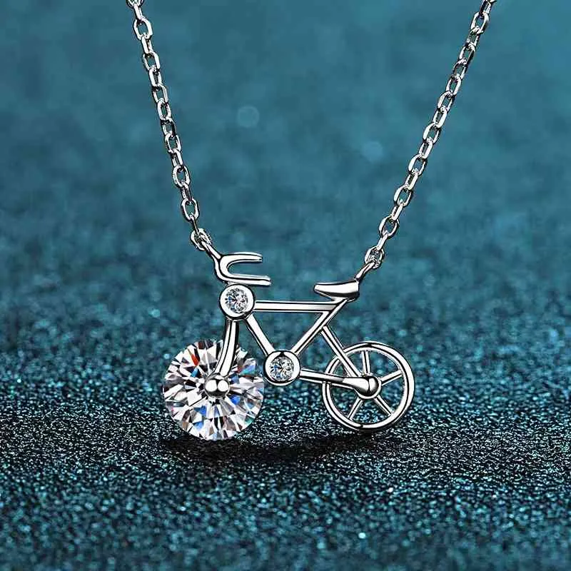 Trendy Real 1 Carat D Colore Moissanite Collana bicicletta Gioielli da donna 100% argento sterling 925 Clavicola Neckalce Regalo di compleanno