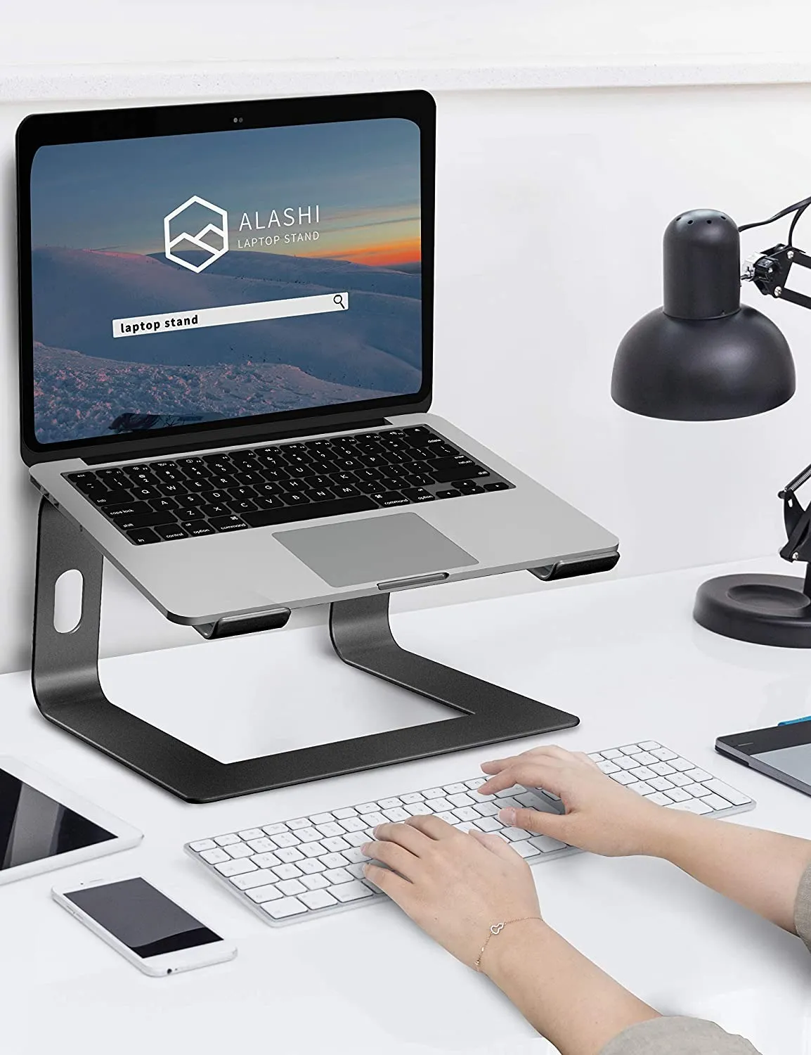 Supporto regolabile per laptop con base rotante a 360 e docking station USB per MacBookPro/Air/Dell/HP/Lenovo, Riser portatile ergonomico per laptop per scrivania con hub USB 100W PD/4K