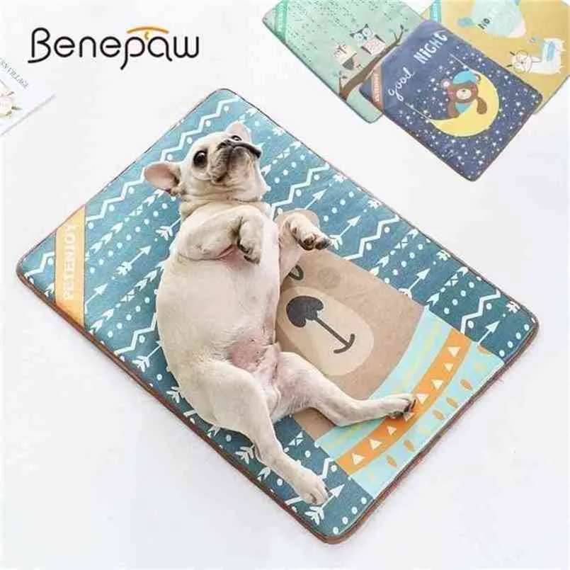 Benepaw Cartoon Pet Dog Cooling Mat Summer Wearproof Small Medium Large Beds Mats Breathable Washable Puppy Bed Waterproof 210924