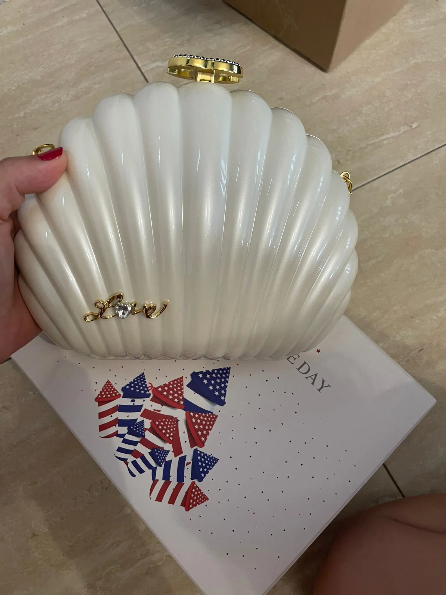 Cameo shell shape Evening bag Acrylic shoulder case classic pattern Women bag white black makeup acrylic bag Cameo shell s277D