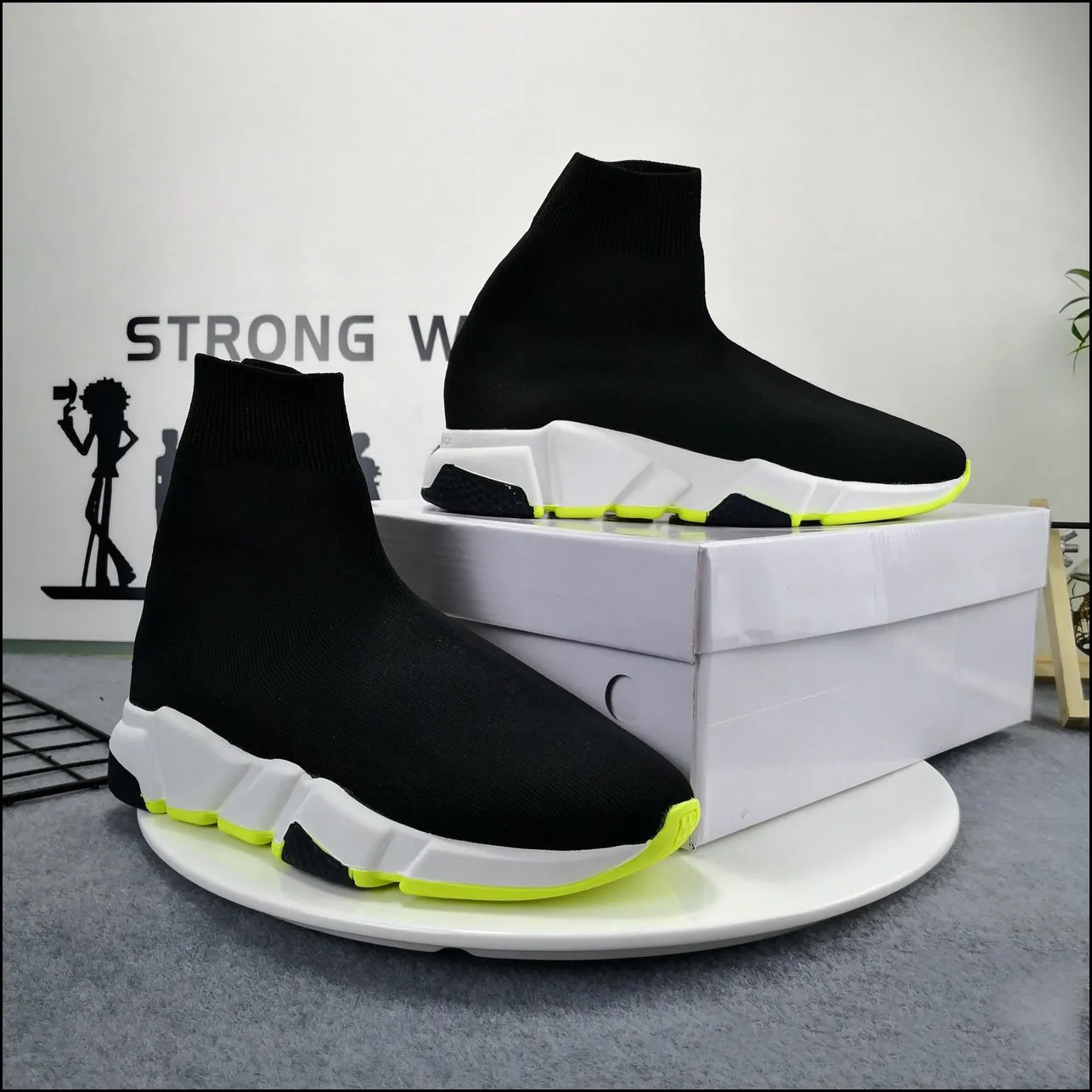 Man Vrouw Casual Schoenen Sok 1 2.0 Walking Schoen Speed ​​Trainer Originele Parijs Dame Zwart Wit Rode Kant Sokken Sport Sneakers Topkwaliteit Laarzen Wissen Sole Sole 36-47 US10