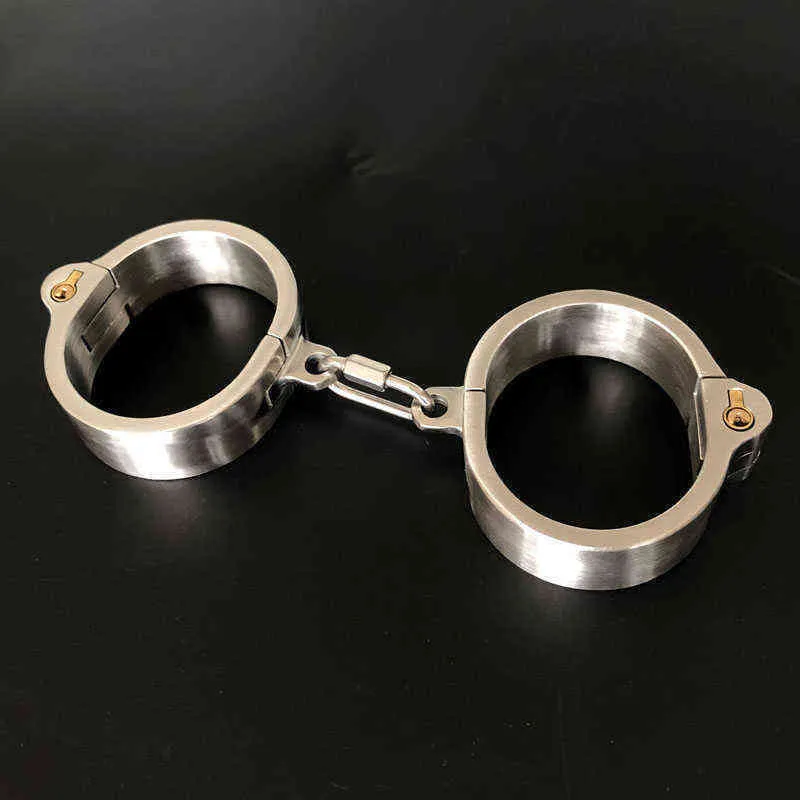 Nxy Adult Toys Stainless Steel Removable Handcuffs Bdsm Bondage Games Erotic Restraints Slave Fetish Hand Cuffs Sex for Couples 1207