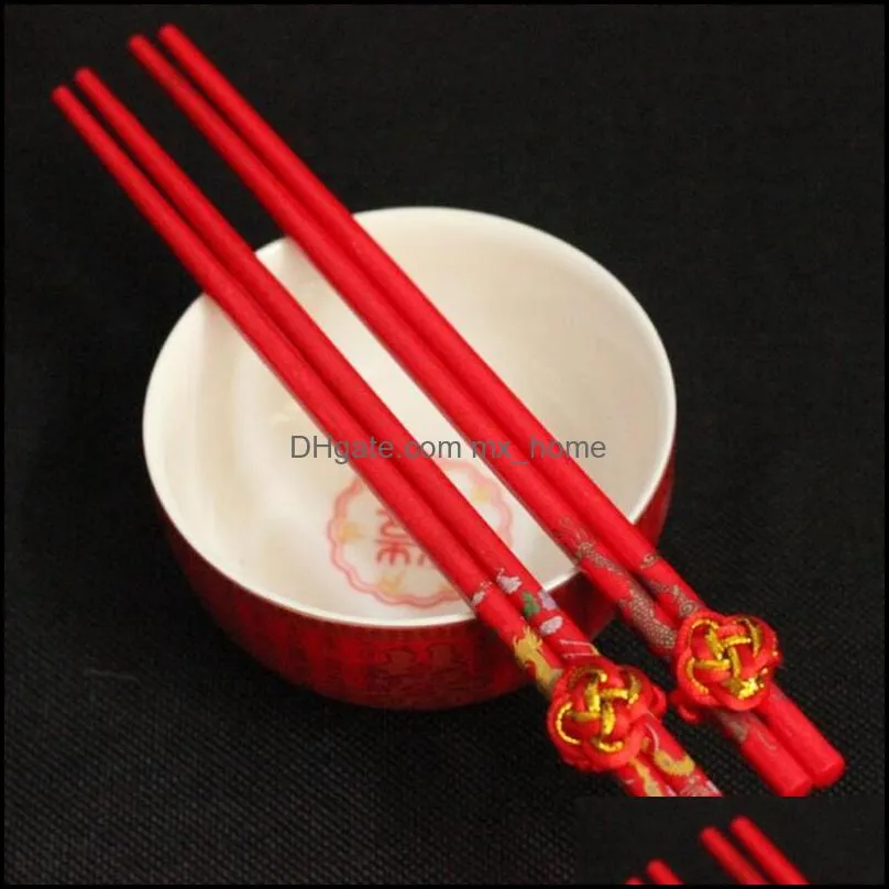 Classic Design Wood Chinese Red Chopsticks Double Happiness And Dragon Wedding Chopsticks Favor With Gift Bag