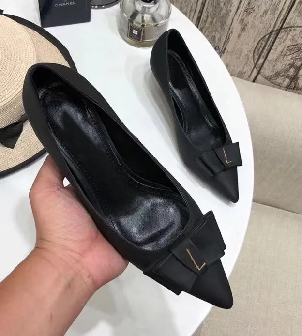 Spring and summer pointed women's formal shoes, leather soles, bow decoration, 5.5cm high, sheepskin lining, satin material, sexy essential