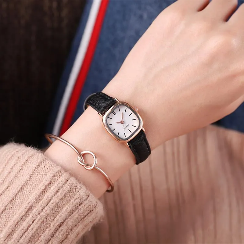 Wristwatches 2021 Kobiety Bransoletka Zegarek Moda Casual Leather Small Cienki Wristwatch Luxury Top Grand Girls Whatches