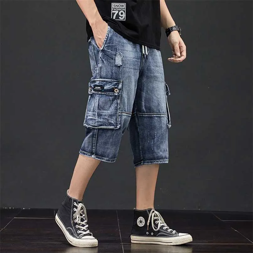 Pantaloncini di jeans Jeans 3/4 Uomo Tasche laterali con foro Pantaloni Jean Pantaloni al polpaccio distrutti Pantaloni estivi Destressati Stile maschile Cargo 211108