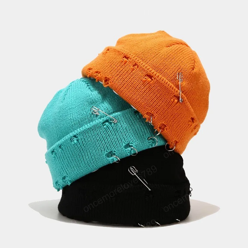 Chapéus de inverno para mulheres de malha Beanie bonés com pinos O-ring vintage angustiado hip hop bonnet cor sólida chapéu