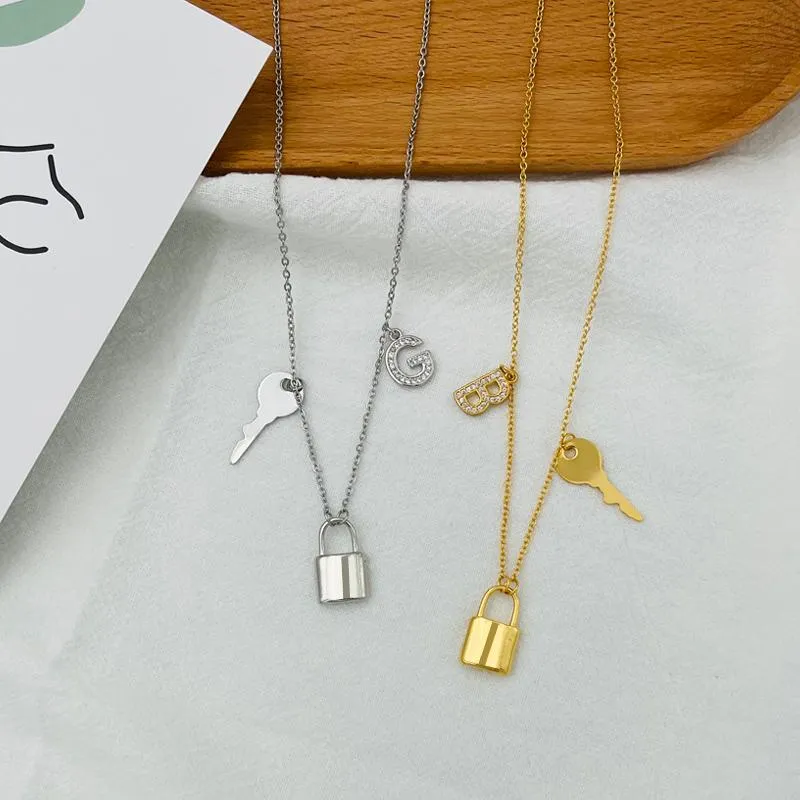 Pendant Necklaces Fashion Tiny Heart Dainty Initial Necklace Gold Silver Color Letter Name For Women Jewelry Gift