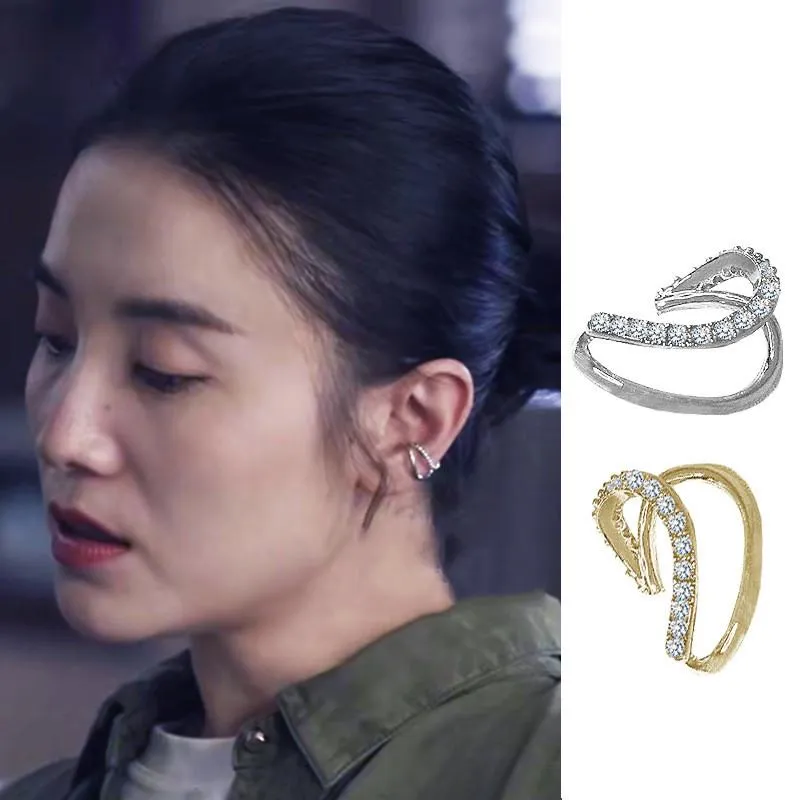 Stud 2021 Fashion Star Stessa clip per osso dell'orecchio senza vento freddo trafitto Giappone e Corea del Sud Orecchini atmosfera di lusso semplice e leggera