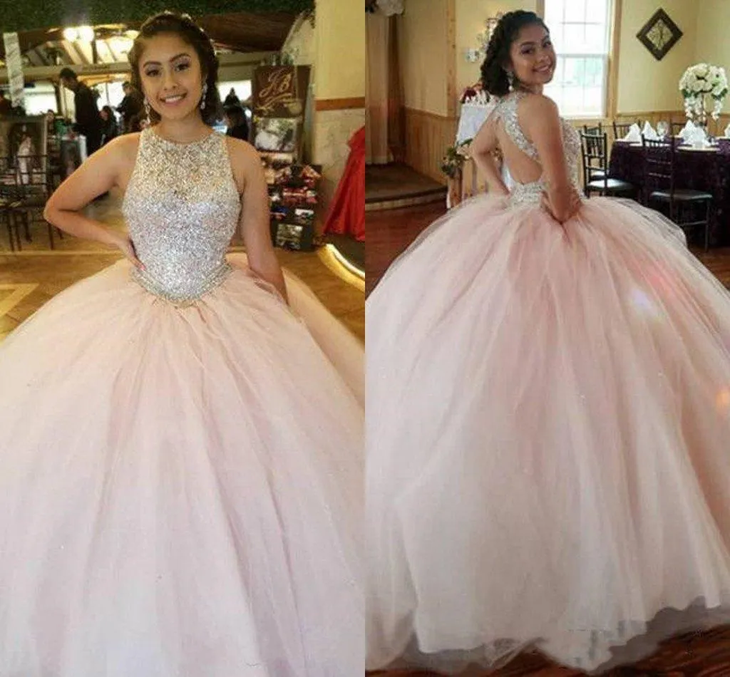 Shiny Princess Ball Gown Quinceanera Dresses Beads Crew Neck Blush Pink Floor Length Tulle Brithday Prom Party Gowns Sweet 16 Dress Open Back Vestidos 15 anos
