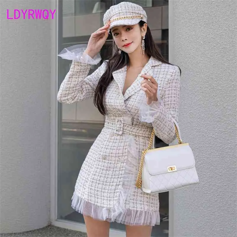 autumn and winter Korean temperament lapel gauze stitching double-breasted slim dress 210416