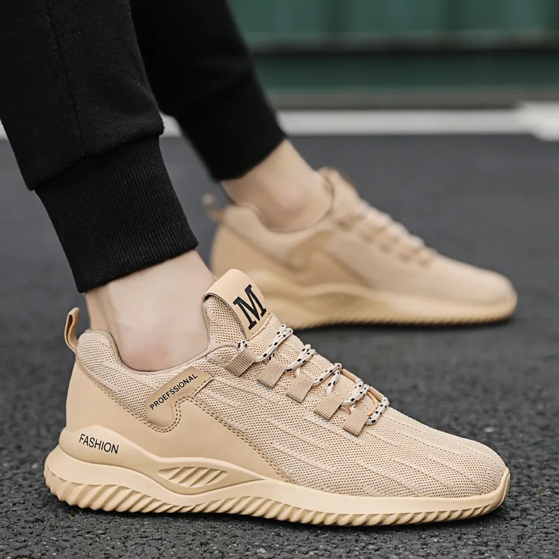 Top Fashion Femmes Hommes Chaussures de course Triple Beige Blanc Noir Baskets de sport Baskets Coureurs Taille Eur 38-45 Code LX29-0891