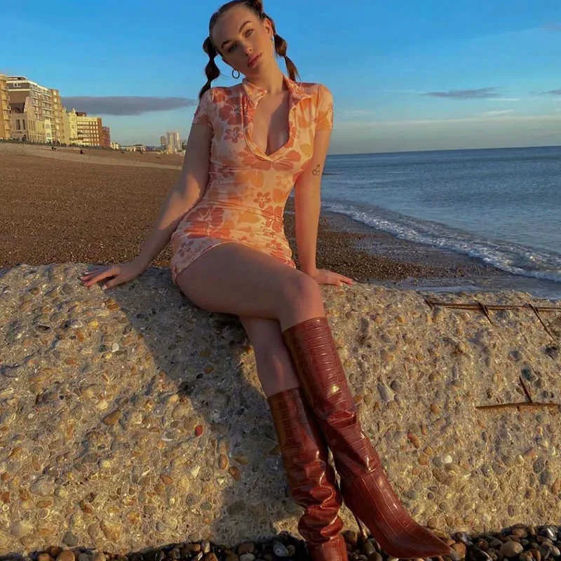 Chic Printed V-Neck Mini terracotta dress for Women - Perfect for Beach and Summer Fashion
