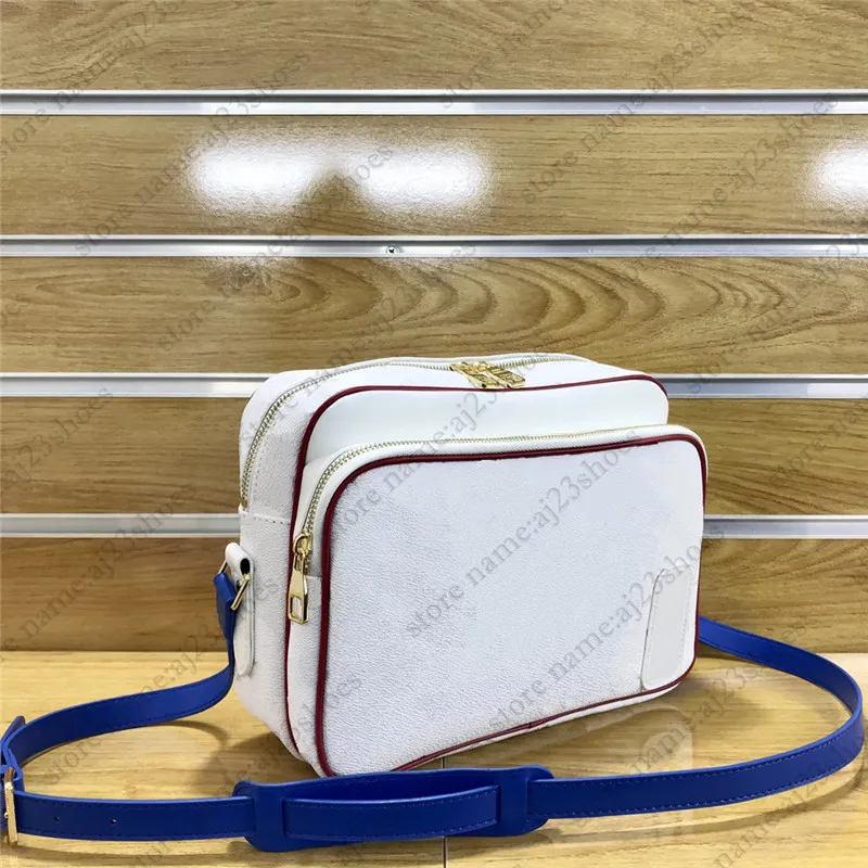 M45584 Outlet (Thay Cụm Chân Sạc iPhone XS Max Duy Mobile)