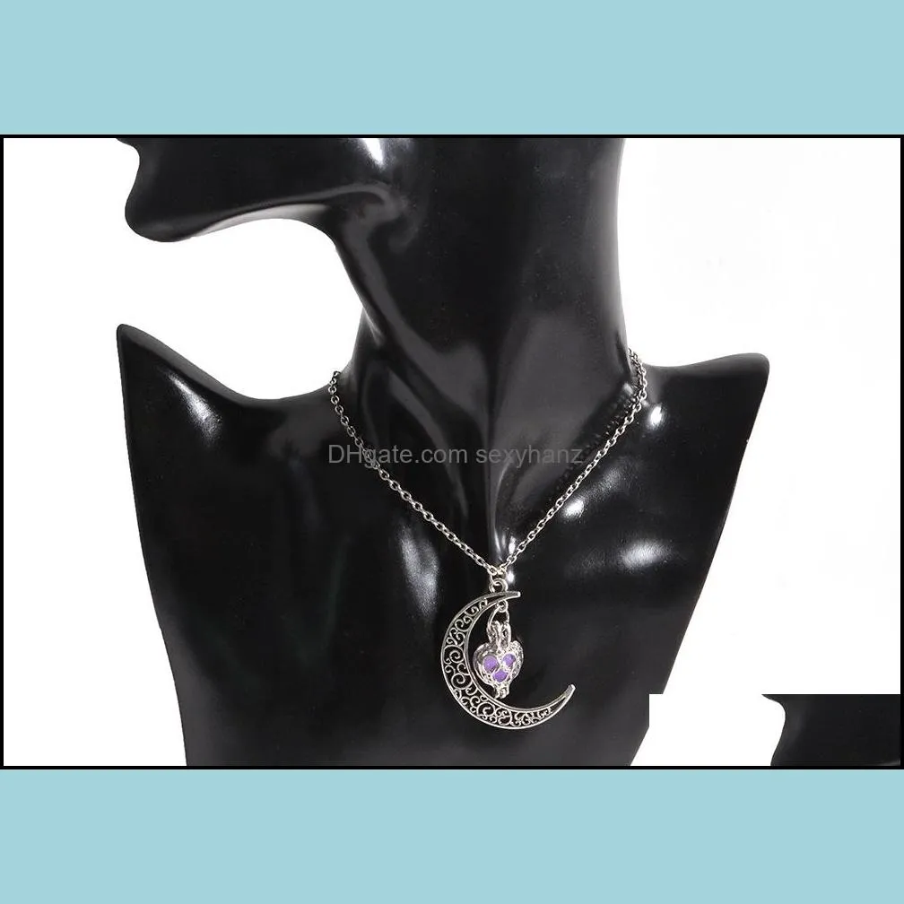 Hot Europe Fashion Jewelry Luminous Pearl Starry Sky Moon Pendant Luminous Stone Necklace S627