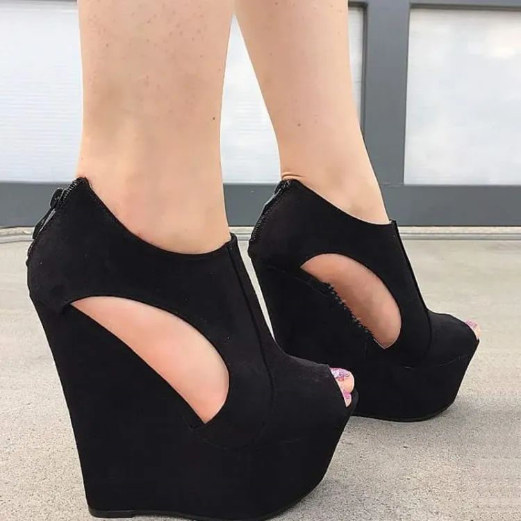 Black evening wedges top