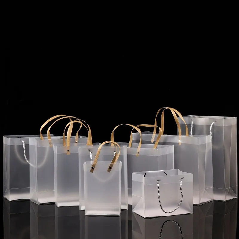 半透明な艶消しPVCハンドバッグギフトバッグ化粧品化粧品ユニバーサル包装プラスチッククリアバッグラウンド/フラットロープ10サイズ