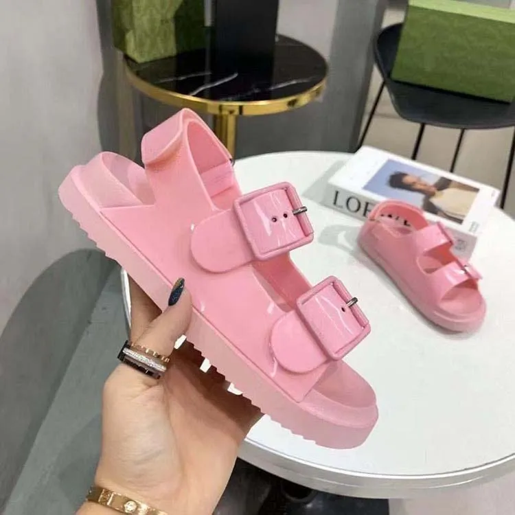 Sandals slipper Foam Runners Bags Designer Women Rubber Patent Leather It is a kind of shoes that can be matched with clothes at will 34-41