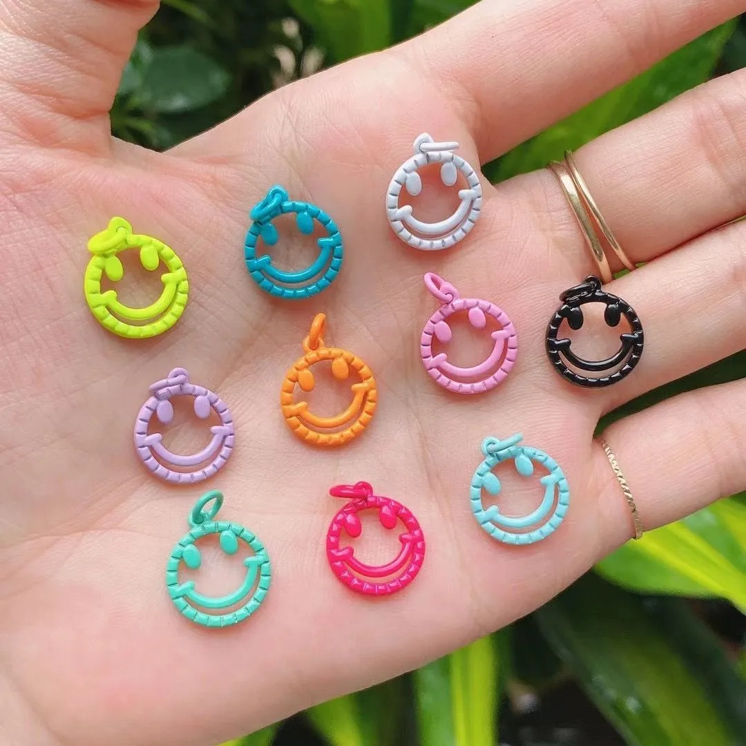 20 pièces, mignon coloré Smiley visage pendentif accessoires breloques pour la fabrication de bijoux bricolage boucles d'oreilles Bracelets résultats