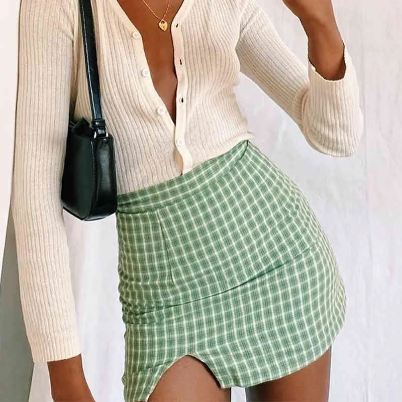 Chic Plaid Cut Slit kjol Kvinnor Sommar Vintage Cara Mini Kjol Enkelt Klipp Hög midja Kjol med Split Bottoms 210415