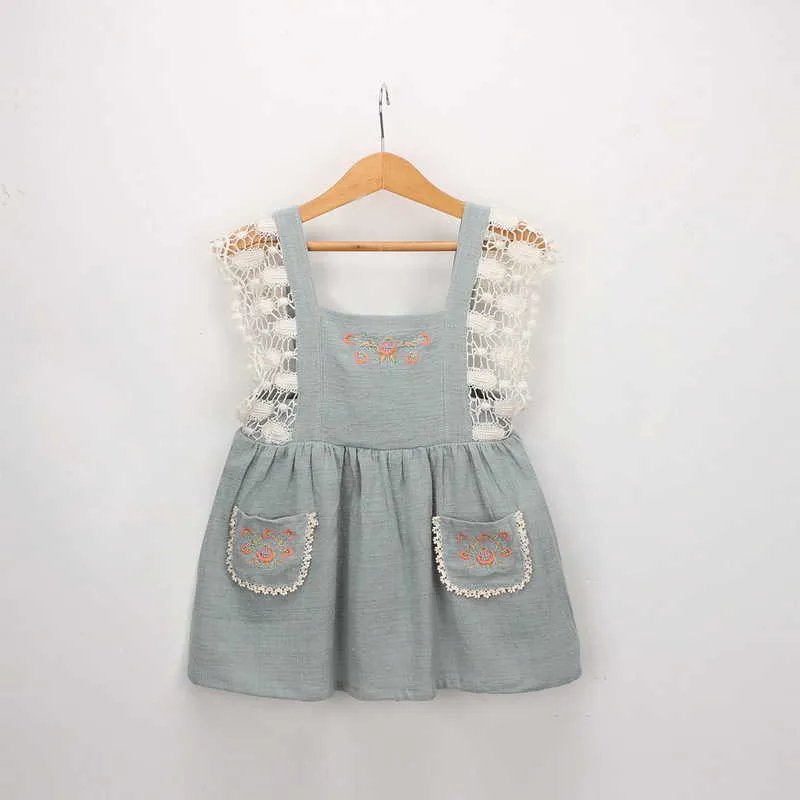 Retail Princess Dresses for Girls Embroidery Lace Vintage Summer Linen Suspender Dress Holiday Children Clothing LT006 210610