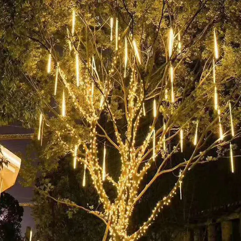 太陽の屋外の弦楽器照明の照明落ちる雨滴ライト赤白と青8つのチューブ288 LEDの木の庭の独立のためのカスケード妖精