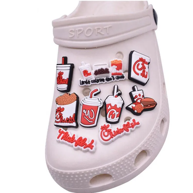 Fast Ship Cute Cartoon Pvc Shoecharms Diy Food Drink Clog Charms Vackra armband armbandsdekoration Tillbehör gåva