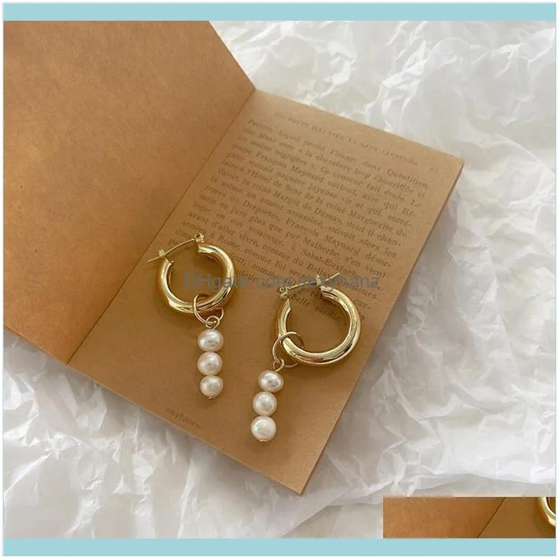 Elegant High-grade Pearl Pendant Earrings for Lady Fashion Freshwater Charm Small Chunky Gold Hoop Women