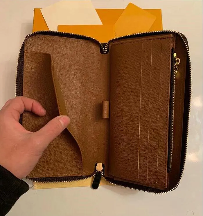 En gros top qualité pu classique portefeuille standard mode Titulaires long sac à main tirelire pochette à glissière poche à monnaie compartiment à billets sans boîte Cartoon k