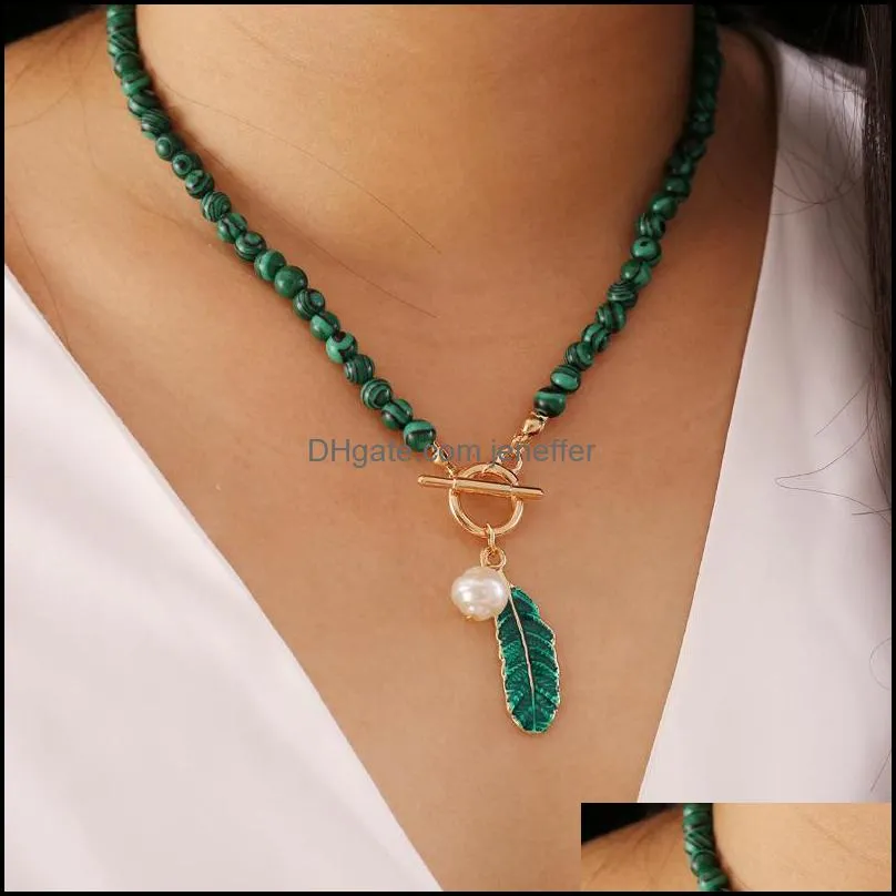 Collane con ciondolo Pendenti con ciondoli Gioielli Lega di malachite Foglie Perla Goccia di olio Collana da donna Moda retrò Colore verde Pietra Aessories Wholesal