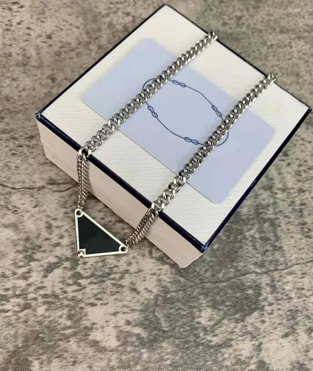 2021 P Letter Черно Белые Ожерелья Из Титановой Стали Корабль.