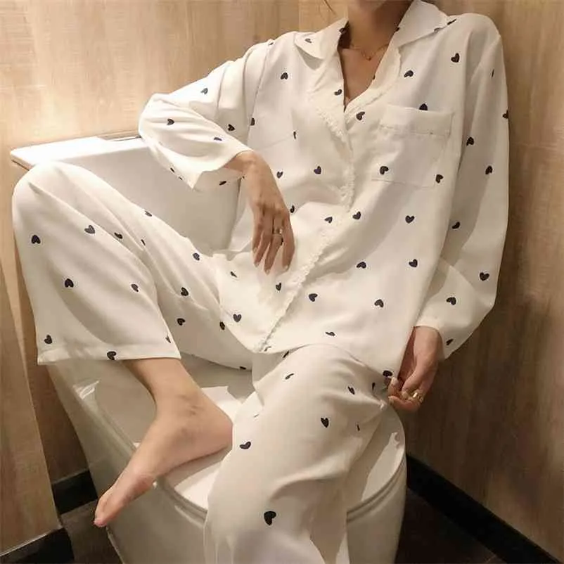 Dames Pyjama 2 stks Sets Herfst Gedrukt Lange Mouw V-hals Knoppen Nachtkleding Pijamas Cartoon Homewear Broek Casual Pyjama 210421