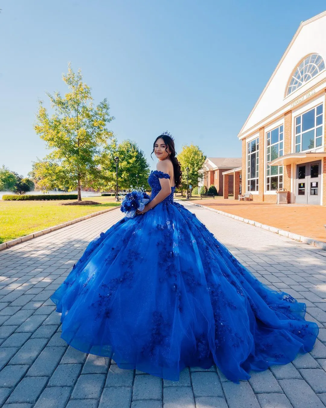 knee length dresses for ladies Sky Blue Rustic Thigh Split Beach Wedding Gown with Court Train,MW281 main image 0