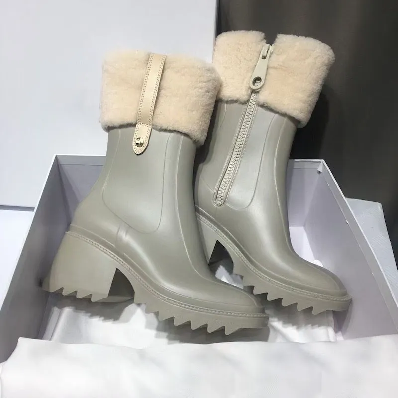 Newly Designer Betty Boots Knee High Waterproof Welly Rain Boot High Heel Water Shoe Rain Shoes with Platform Size 36-40 NO327