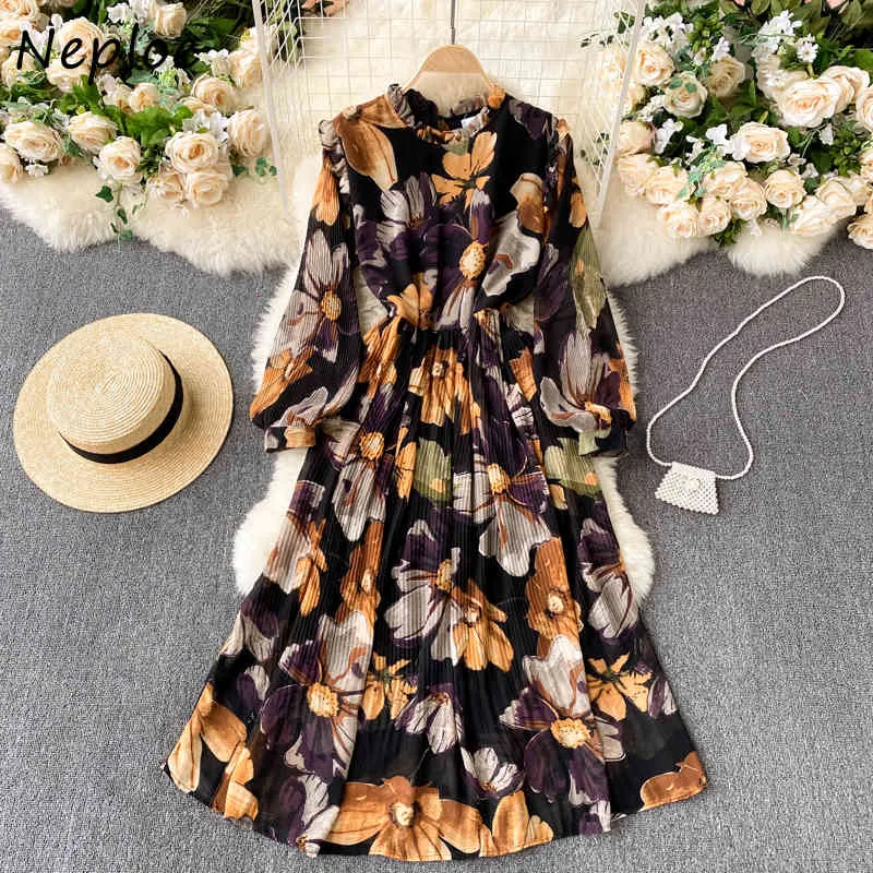 NEPLOE HEAVY WORK Ruffles Patchwork Print Dress Women High Waist Hip A Line Long Vestidos Slå ner Collar Long Sleeve Robe 210423